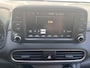 Hyundai Kona 1.0T Essence / Trekhaak / Sidesteps / Achteruitrijcamera / Krell-audio / Plus pack / Navigatie / Climate control / Cruise control /