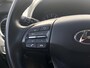 Hyundai Kona 1.0T Essence / Trekhaak / Sidesteps / Achteruitrijcamera / Krell-audio / Plus pack / Navigatie / Climate control / Cruise control /