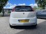 Fiat Punto Grande 1.4-16V Ed. Lusso INRUILKOOPJE!