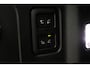 Land Rover Defender URBAN P300e 110 X-Dynamic HSE | ClearSight View | 23 Inch | Luchtvering | ACC | Stoelkoeling | Trekhaak