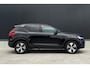 Volvo XC40 1.5 T4 Recharge R-Design - Camera - Stoel/Stuur verwarming - Navi - BLIS - Voorruit Verwarming - Rijklaar