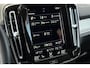 Volvo XC40 1.5 T4 Recharge R-Design - Camera - Stoel/Stuur verwarming - Navi - BLIS - Voorruit Verwarming - Rijklaar