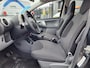 Toyota Aygo 1.0-12V Comfort Navigator | Met airco, navigatie via TOMTOM, elektrische ramen,