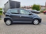 Toyota Aygo 1.0-12V Comfort Navigator | Met airco, navigatie via TOMTOM, elektrische ramen,