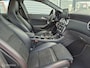 Mercedes-Benz A-klasse 180 Business Solution AMG