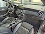 Mercedes-Benz A-klasse 180 Business Solution AMG