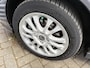 Volvo V40 2.0 Europa -AUTO AIRCO-STOELVERWARMING-CRUISECONTROL-DEALER ONDERHOUDEN!-D-RIEM V.V. IN 2023!-APK 21-06-2026!