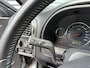 Volvo V40 2.0 Europa -AUTO AIRCO-STOELVERWARMING-CRUISECONTROL-DEALER ONDERHOUDEN!-D-RIEM V.V. IN 2023!-APK 21-06-2026!