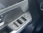 Mercedes-Benz B-klasse 200 AMG Line | Pano | Trekhaak | Camera | Ambient Light | Dodehoek | Keyless