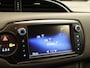 Toyota Yaris 1.5 Hybrid Lease - ORIGINEEL NEDERLANDSE AUTO - CLIMATE CONTROL - NAVIGATIE - GETINTE RAMEN ACHTER - ELEKTRISCH VERTELBARE BUITENSPIEGELS - KEYLESS START