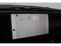 Land Rover Defender P300e 110 X-Dynamic HSE | 6P | Black Pack | ACC | Trekhaak | Panoramadak | Stoelverwarming+Koeling | 22 Inch