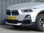 BMW X2 sDrive20i High Executive | LED | Trekhaak | Camera | 18"