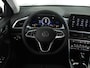 Volkswagen T-Roc Life Edition 1.5 150 pk TSI | Trekhaak | Achteruitrijcamera | Climatronic |