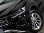 Volkswagen T-Roc Life Edition 1.5 150 pk TSI | Trekhaak | Achteruitrijcamera | Climatronic |