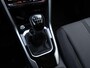 Volkswagen T-Roc Life Edition 1.0 85 kW / 116 pk TSI | Climatronic | Trekhaak |