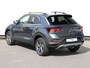 Volkswagen T-Roc Life Edition 1.0 85 kW / 116 pk TSI | Climatronic | Trekhaak |