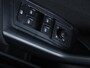 Volkswagen T-Roc Life Edition 1.0 85 kW / 116 pk TSI | Climatronic | Trekhaak |