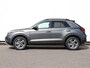 Volkswagen T-Roc Life Edition 1.0 85 kW / 116 pk TSI | Climatronic | Trekhaak |