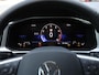 Volkswagen T-Roc Life Edition 1.0 85 kW / 116 pk TSI | Climatronic | Trekhaak |