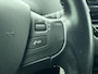 Peugeot 2008 SUV Allure 110 pk Automaat | Navigatie | Achteruitrijcamera | Parkeersensoren Voor en Achter | LED Dagrijverlichting | Bluetooth | Buitenspiegels Elektrisch Inklapbaar | Climate Control | Cruise Control | 16" Lichtmetalen Velgen |