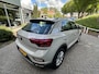 Volkswagen T-Roc 1.5 TSI Life 150 pk automaat camera - stuur-stoelverw.