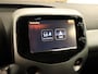 Toyota Aygo 1.0 VVT-i X-Wave - CLIMATE CONTROL - NAVIGATIE - 15 INCH LICHT METALEN VELGEN - CAMERA - LEDEREN STUUR - TOERENTELLER - BLUETOOTH - MISTLAMPEN VOOR