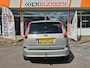 Ford C-Max 2.0-16V Titanium Automaat BJ.2009 / Navi / Clima / Cruise / 17"Lmv / Trekhaak / LET OP LAK NIET MOOI !!