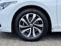 Volkswagen Golf 2.0 TDI Active | Pano | Stoel + Stuurverwarming | ACC | HUD | Navi | Camera | Trekhaak |( Vestiging - Nieuwegein )