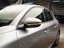 Peugeot 208 1.2 PureTech Allure Sport (APPLE CARPLAY,NAVI,CRUISE,LED,SFEERVERLICHTING,KEYLESS,CAMERA,PDC,DAB,LM VELGEN,NETTESTAAT)
