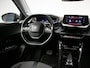 Peugeot 208 1.2 PureTech Allure Sport (APPLE CARPLAY,NAVI,CRUISE,LED,SFEERVERLICHTING,KEYLESS,CAMERA,PDC,DAB,LM VELGEN,NETTESTAAT)