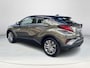 Toyota C-HR 1.8 Hybrid Executive Bi-Tone | 06-10141018 Voor meer informatie