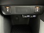 Toyota Yaris 1.5 Hybrid 115 Business | Parkeersensoren voor + achter | Stuurverwarming | Stoelverwarming