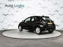 Toyota Yaris 1.5 Hybrid 115 Business | Parkeersensoren voor + achter | Stuurverwarming | Stoelverwarming