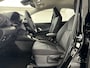 Toyota Yaris 1.5 Hybrid 115 Business | Parkeersensoren voor + achter | Stuurverwarming | Stoelverwarming