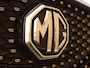 MG MG ZS EV Luxury 45 kWh - ORIGINEEL NEDERLANDSE AUTO - ELEKTRISCH GLAZEN PANORAMA DAK - STOELVERWARMING VOORZIJDE - ELEKTRISCH BEDIENBARE BESTUURDERSSTOEL - ADAPTIEVE CRUISE CONTROL - APPLE CARPLAY/ANDROID AUTO - LEDEREN BEKLEDING - NAVIGATIE FULL MAP -
