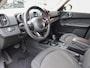 MINI Countryman 1.5 One Pepper Mini  Navigatie Parkeersensoren achter Cruise Control Airco 17” Lichtmetalen Velgen Dakrails