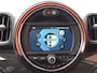MINI Countryman 1.5 One Pepper Mini  Navigatie Parkeersensoren achter Cruise Control Airco 17” Lichtmetalen Velgen Dakrails