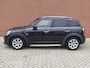 MINI Countryman 1.5 One Pepper Mini  Navigatie Parkeersensoren achter Cruise Control Airco 17” Lichtmetalen Velgen Dakrails