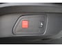 Peugeot 3008 1.2 Turbo 130-PK EAT-8 AUTOMAAT GT BLACK PACK STOELVERWARMING | AFNEEMBARE TREKHAAK | SCHUIFDAK | ADAPTIVE CRUISE CONTROL | NAVI | CAMERA
