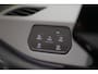 Volkswagen ID.3 Life 58 KWH[Panoramadak Apple Carplay Trekhaak]
