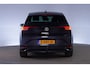 Volkswagen ID.3 Life 58 KWH[Panoramadak Apple Carplay Trekhaak]