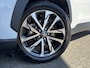 Toyota Corolla Cross Hybrid 200 Style | El.achterklep | Navi | Adaptive cruise control | Prijs is rijklaar