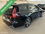 Volvo V60 2.0 T6 Plug-in hybrid AWD Plus Dark R-Design