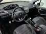 Peugeot 2008 SUV GT-line 130 pk | Navigatie | Achteruitrijcamera | Parkeersensoren Voor en Achter | LED Dagrijverlichting | Trekhaak | Lederen Sportstuur | Mistlampen Voor | Climate Control | Cruise Control | 17" Lichtmetalen Velgen | Apple Carplay/Android Auto |