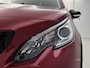 Peugeot 2008 SUV GT-line 130 pk | Navigatie | Achteruitrijcamera | Parkeersensoren Voor en Achter | LED Dagrijverlichting | Trekhaak | Lederen Sportstuur | Mistlampen Voor | Climate Control | Cruise Control | 17" Lichtmetalen Velgen | Apple Carplay/Android Auto |