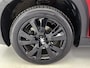 Peugeot 2008 SUV GT-line 130 pk | Navigatie | Achteruitrijcamera | Parkeersensoren Voor en Achter | LED Dagrijverlichting | Trekhaak | Lederen Sportstuur | Mistlampen Voor | Climate Control | Cruise Control | 17" Lichtmetalen Velgen | Apple Carplay/Android Auto |