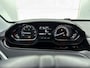 Peugeot 2008 SUV GT-line 130 pk | Navigatie | Achteruitrijcamera | Parkeersensoren Voor en Achter | LED Dagrijverlichting | Trekhaak | Lederen Sportstuur | Mistlampen Voor | Climate Control | Cruise Control | 17" Lichtmetalen Velgen | Apple Carplay/Android Auto |