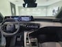 Peugeot E-3008 Allure 73 kWh | Stuurwiel verwarmd | Rondomzicht camera | Cruise control