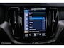 Volvo XC60 2.0 Recharge T8 AWD R-Design 390 pk | Trekhaak | Schuifdak | Dealer onderhouden | Camera | DAB | Stoel + stuurwiel verwarming | rijklaar incl garantie |
