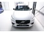 Volvo XC60 2.0 Recharge T8 AWD R-Design 390 pk | Trekhaak | Schuifdak | Dealer onderhouden | Camera | DAB | Stoel + stuurwiel verwarming | rijklaar incl garantie |